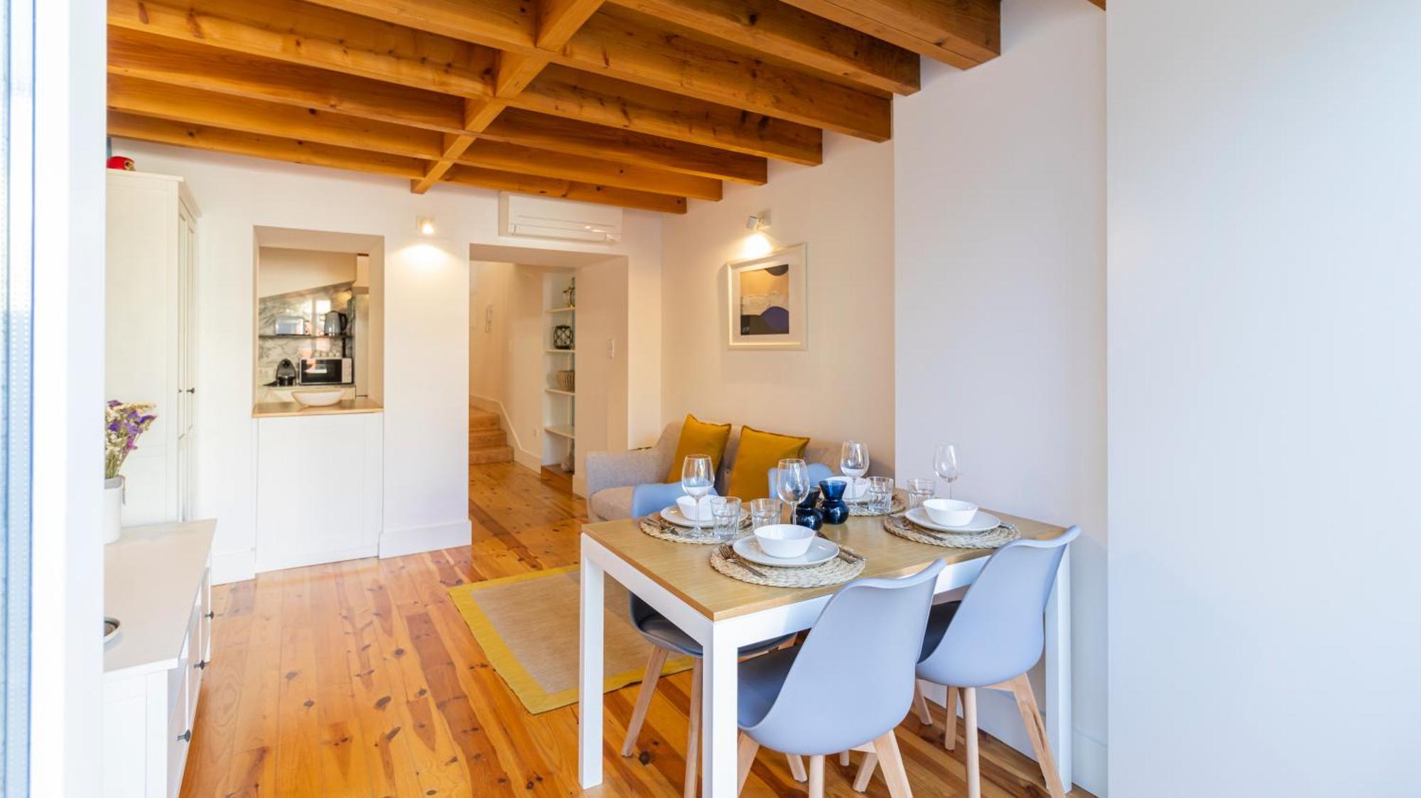 City Center Duplex W Patio By Lovelystay Porto Buitenkant foto