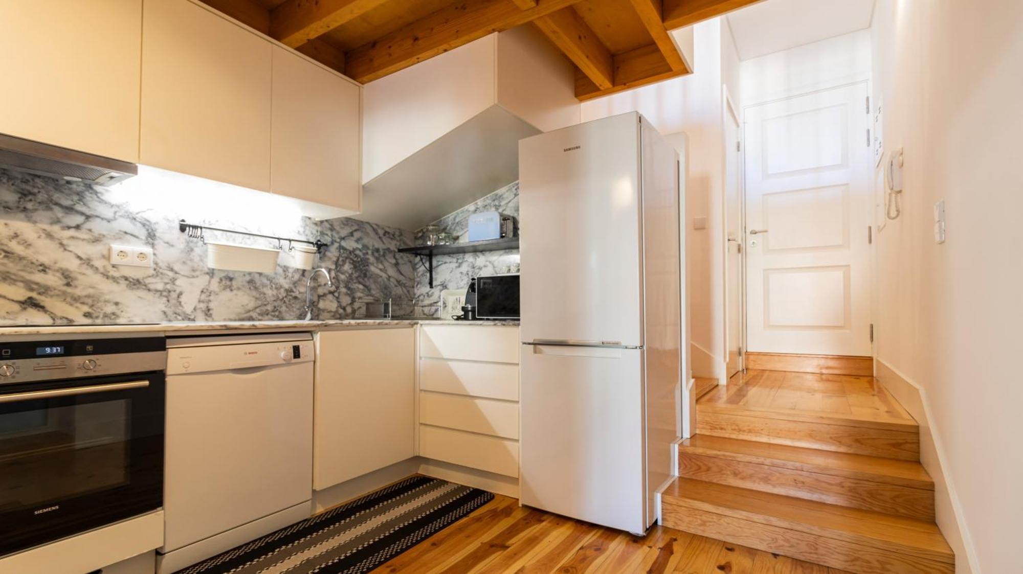 City Center Duplex W Patio By Lovelystay Porto Buitenkant foto